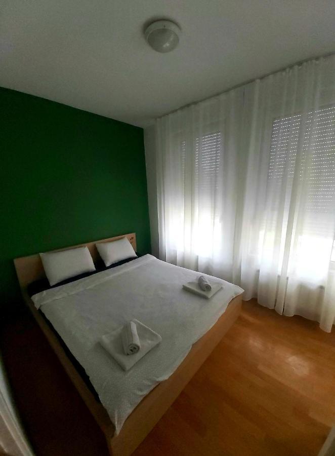Apartman Green Relax Belville Belgrado Esterno foto